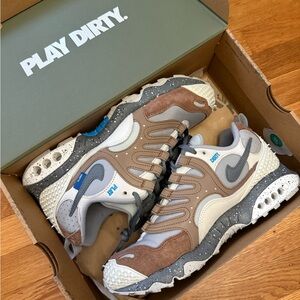 Nike Air Terra Humara x Undefeated